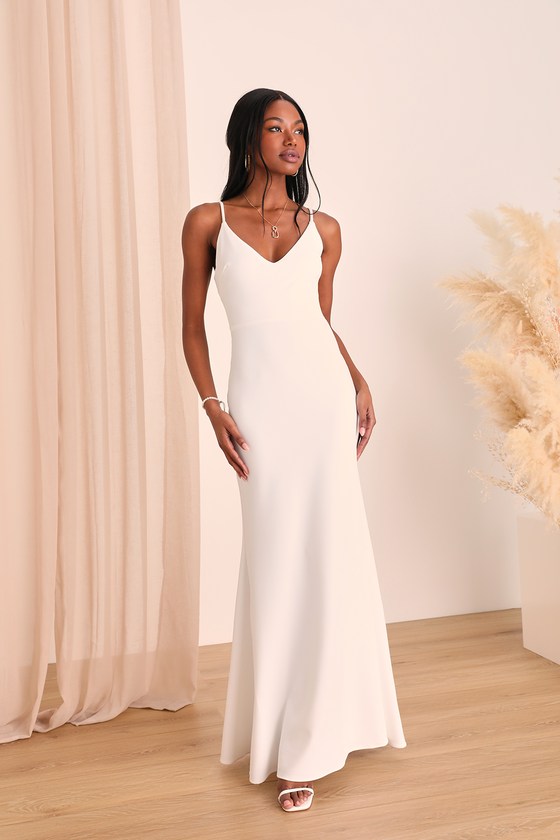 maxi white dress